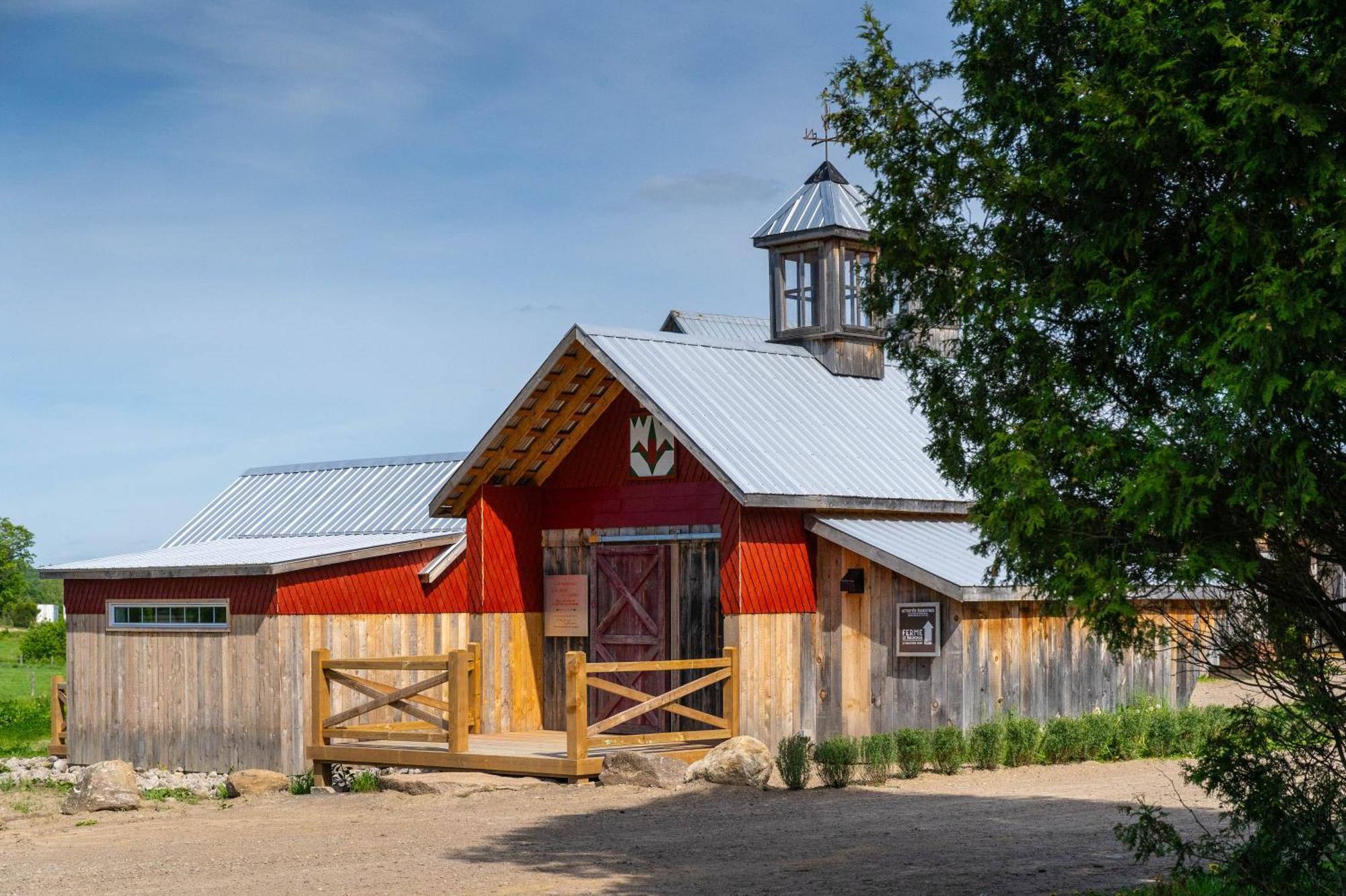 Le Baluchon Eco-Villegiature Saint-Paulin Exterior photo